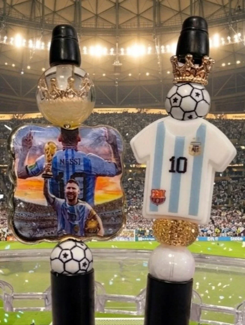 2 Leon Messi Pens - Refils Included